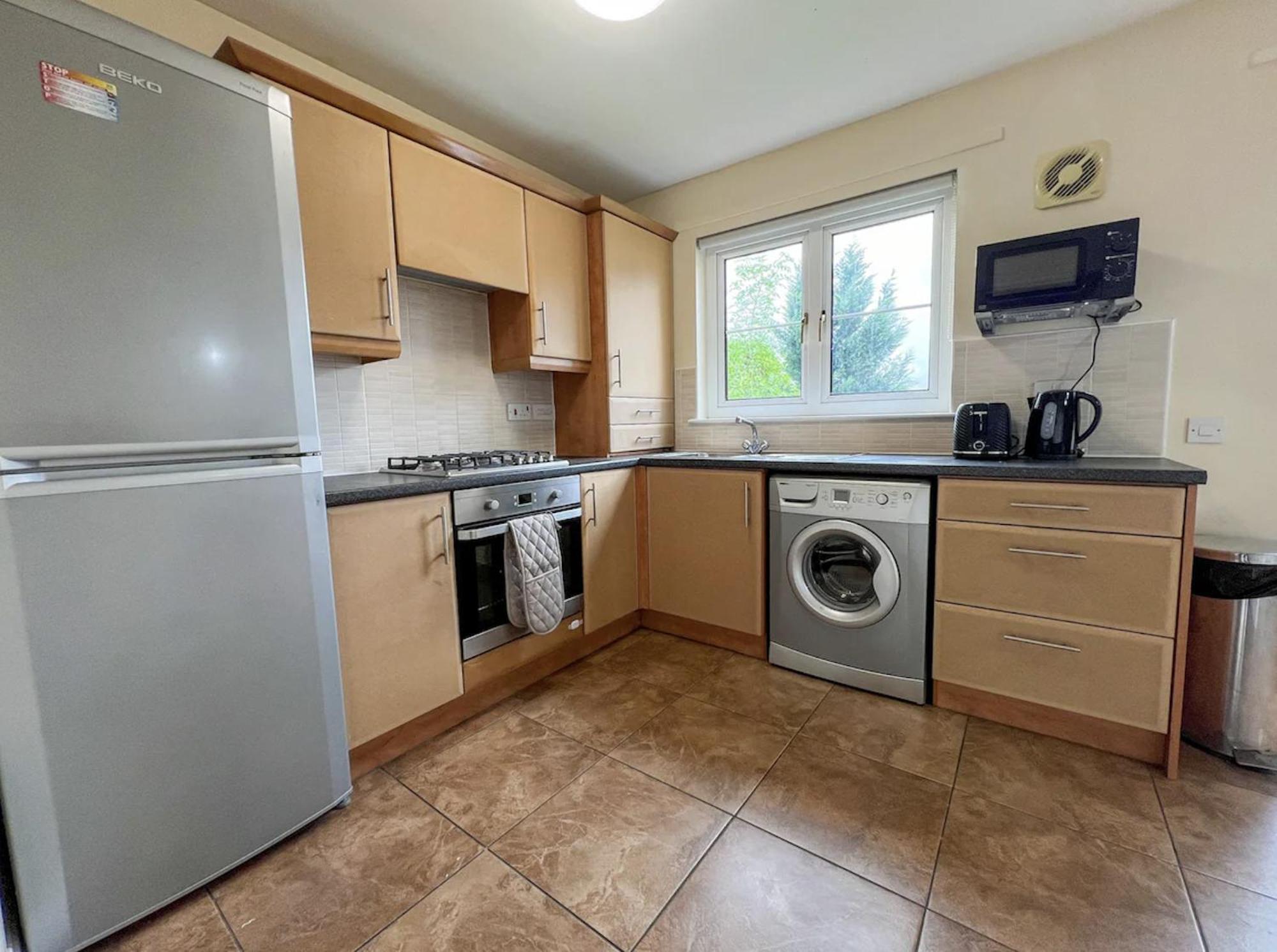 Glasgow Central - Entire House - Free Parking , Free Super Fast Wifi , Private Garden & Parking Security Eksteriør bilde