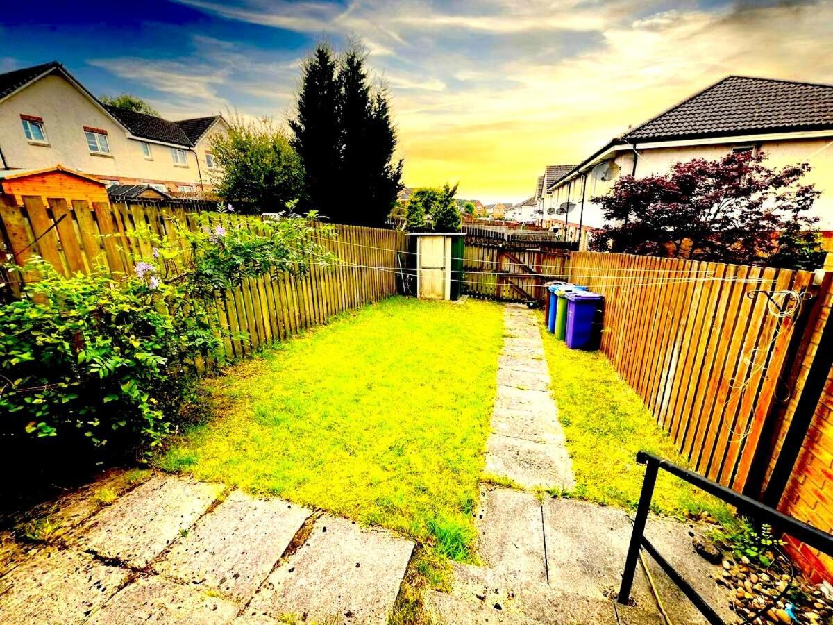 Glasgow Central - Entire House - Free Parking , Free Super Fast Wifi , Private Garden & Parking Security Eksteriør bilde